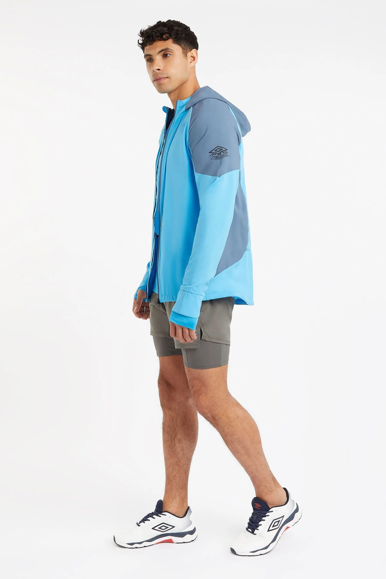 Umbro Pro Training Elite Lightweight Jacket 4 Umbro Pro Training Elite Lightweight Jacket - Image 2