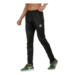 UMBRO Core Training Pant Black -Sport Fashion 7050951839528 005 0ff18d02cbad471b925020d9b6116056
