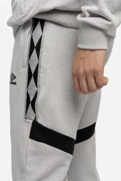 Umbro Grey Diamond Taped Fleece Joggers -Sport Fashion C82554s4