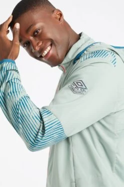 Umbro Pro Training Graphic Shower Jacket -Sport Fashion D33807s4