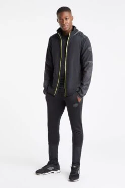 Umbro Pro Training Graphic Shower Jacket -Sport Fashion D33808s3