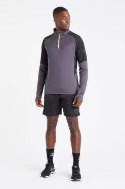 Umbro Pro Training Hybrid 1/2 Zip Top 10 Umbro Pro Training Hybrid 1/2 Zip Top -Sport Fashion D33809s3