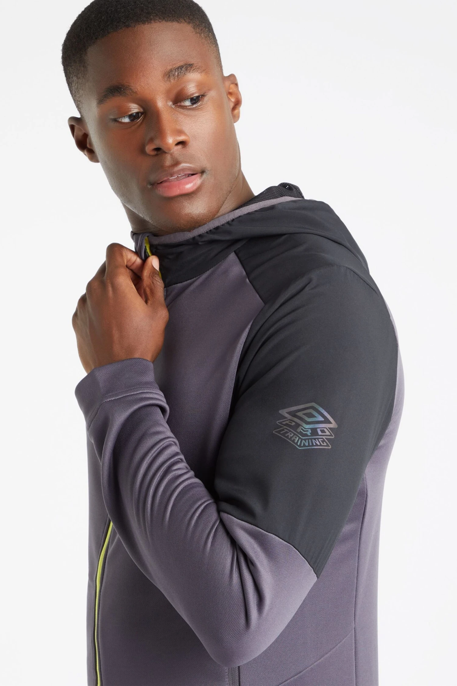 Umbro Pro Training Hybrid Full Zip Hoodie 6 Umbro Pro Training Hybrid Full Zip Hoodie - Image 4
