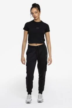 Umbro Diamond Fitted Crop T-Shirt -Sport Fashion D71823s3