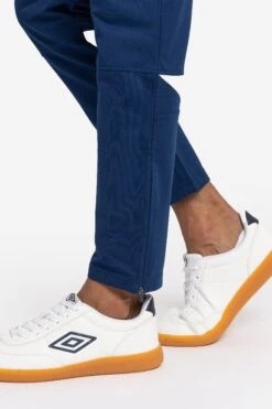 Umbro Blue Total Training Knitted Tracksuit 17 Umbro Blue Total Training Knitted Tracksuit -Sport Fashion U84777s6